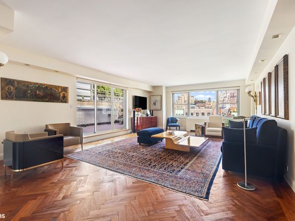 650 Park Avenue 11/12B, New York NY 10065