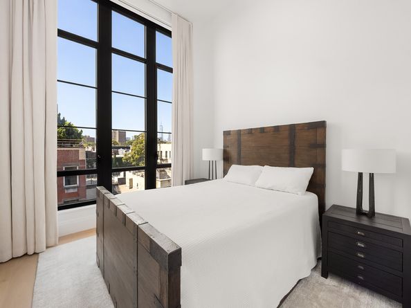438 East 12th Street PHF, New York NY 10009
