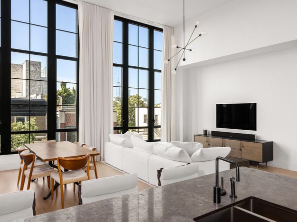 438 East 12th Street PHF, New York NY 10009