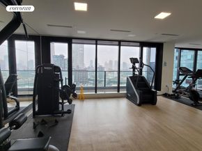 45-07 Court Square 3A, Queens NY 11101