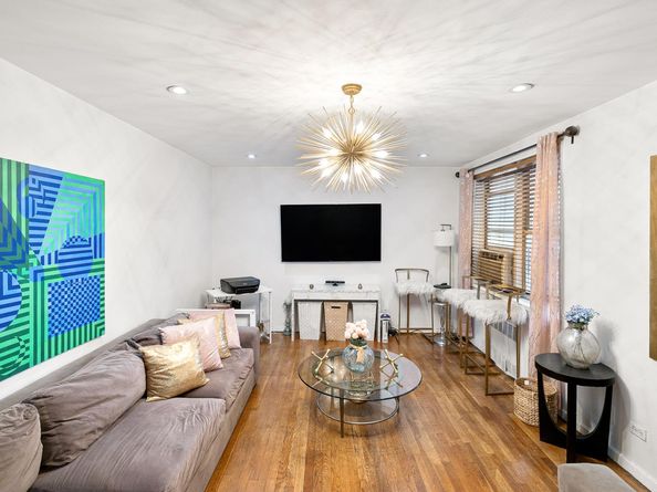 180 Van Cortlandt Park S 4H, Bronx NY 10463