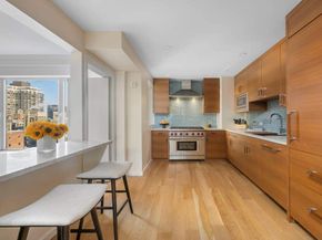 1050 Fifth Avenue PHB, New York NY 10028