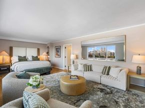 1050 Fifth Avenue PHB, New York NY 10028