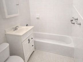 240 East 55th Street 9E, New York NY 10022