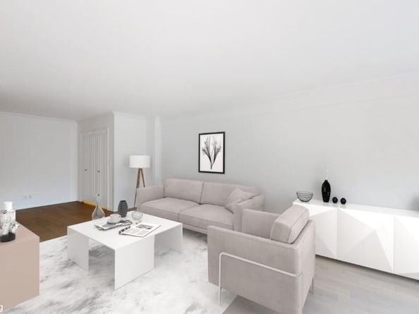 211 East 53rd Street 11D, New York NY 10022