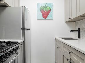 166 East 35th Street 11B, New York NY 10016