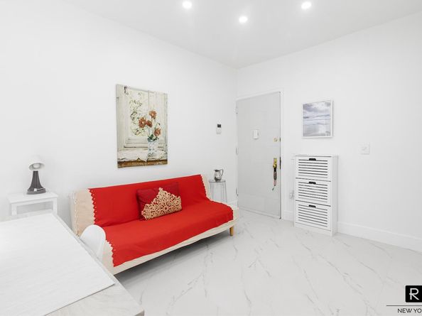 4-6 West 105th Street 6, New York NY 10025