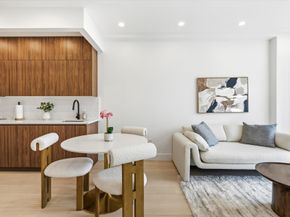371 Hawthorne Street 2F, Brooklyn NY 11225