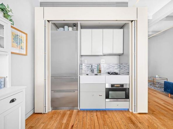 16 West 19th Street 7B, New York NY 10011