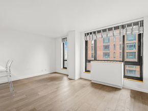 1 Irving Place U16H, New York NY 10003
