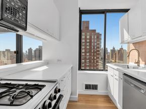 300 East 93rd Street 30E, New York NY 10128