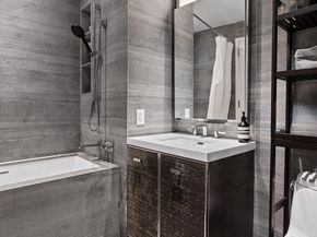 252 South Street 18B, New York NY 10002