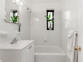 3840 Greystone Avenue 5L, Bronx NY 10463