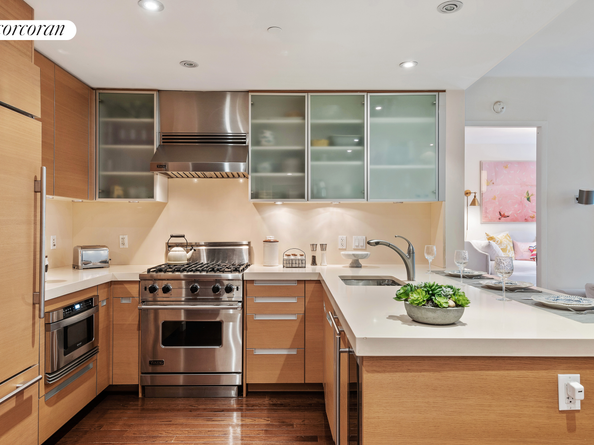 462 West 58th Street 1A, New York NY 10019
