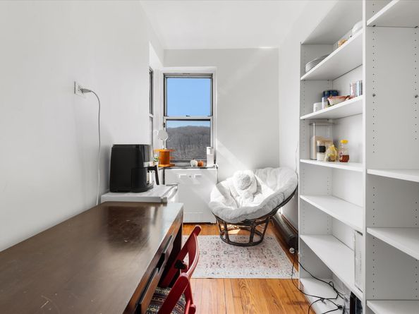 585 West 214th Street 6AB, New York NY 10034