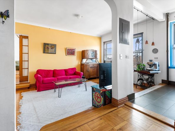 585 West 214th Street 6AB, New York NY 10034