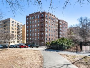 585 West 214th Street 6AB, New York NY 10034
