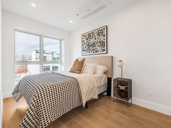87A Cooper Street 2F, Brooklyn NY 11207