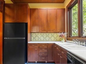 908 President Street 2/3, Brooklyn NY 11215