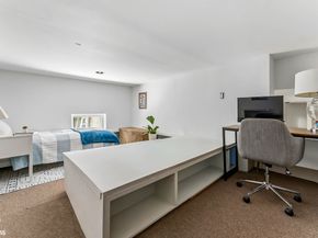 327 4th Street 2F, Brooklyn NY 11215