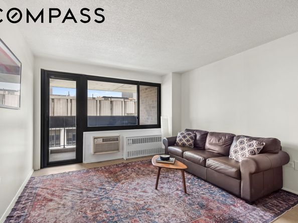 90 Gold Street 14J, New York NY 10038