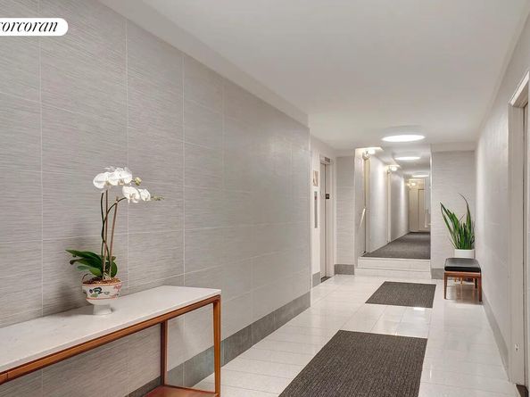 60 Remsen Street 3G, Brooklyn NY 11201