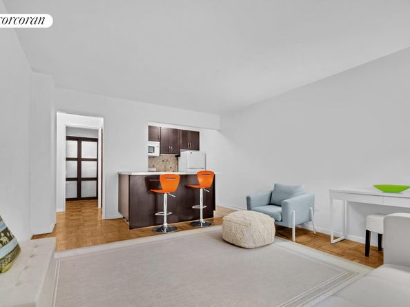 60 Remsen Street 3G, Brooklyn NY 11201
