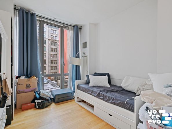 4 West 21st Street 7A, New York NY 10010