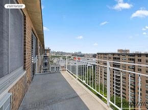 195 Willoughby Avenue 1708, Brooklyn NY 11205