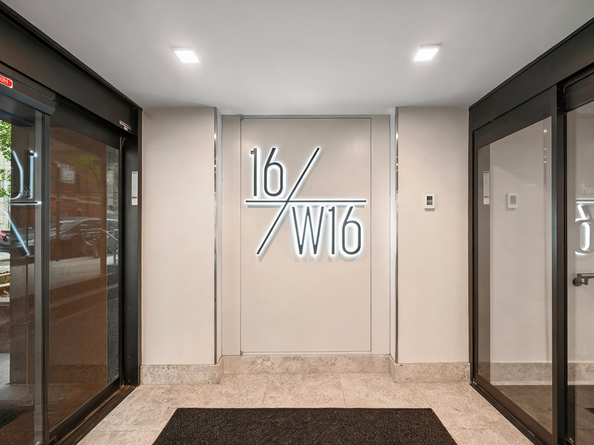 16 West 16th Street 7RN, New York NY 10011