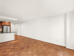 16 West 16th Street 7RN, New York NY 10011