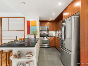 16 West 16th Street 7RN, New York NY 10011