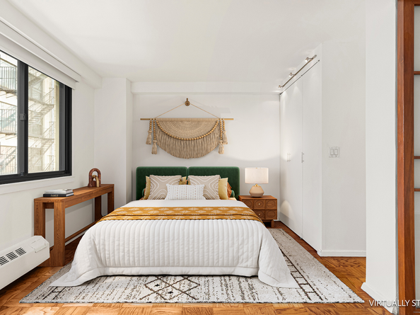 16 West 16th Street 7RN, New York NY 10011