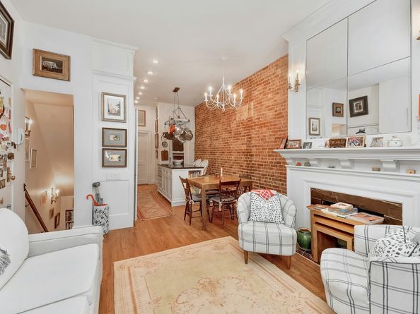 68 East 93rd Street 1F, New York NY 10128