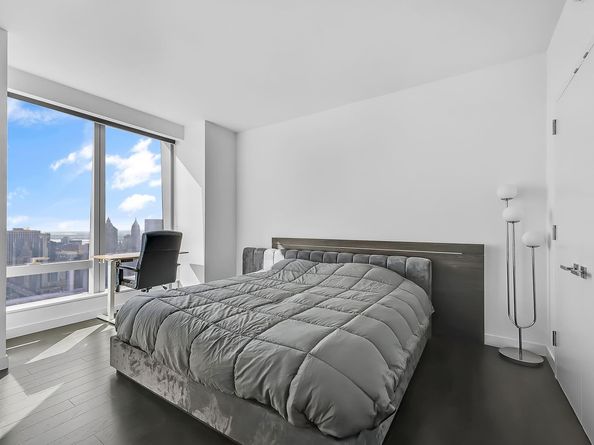 252 South Street 73K, New York NY 10002