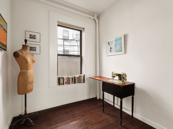 224 East 11th Street 19, New York NY 10003