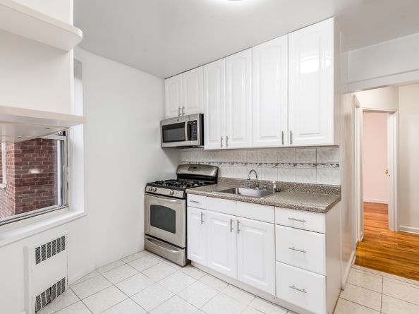 67-30 Clyde Street 3L, Queens NY 11375