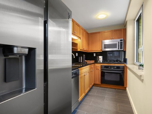 425 5th Avenue 21A, New York NY 10016