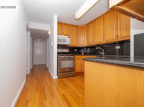 300 West 110th Street 12C, New York NY 10026