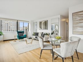 45 West 67th Street 22B, New York NY 10023