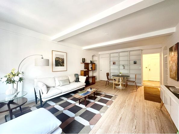 410 West 24th Street 4L, New York NY 10011