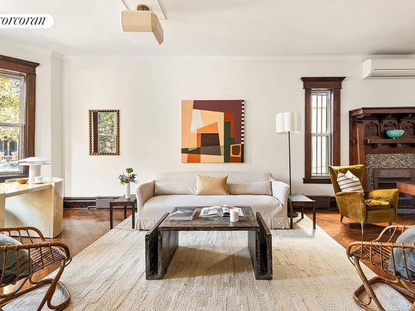 20 Stephens Court, Brooklyn NY 11226