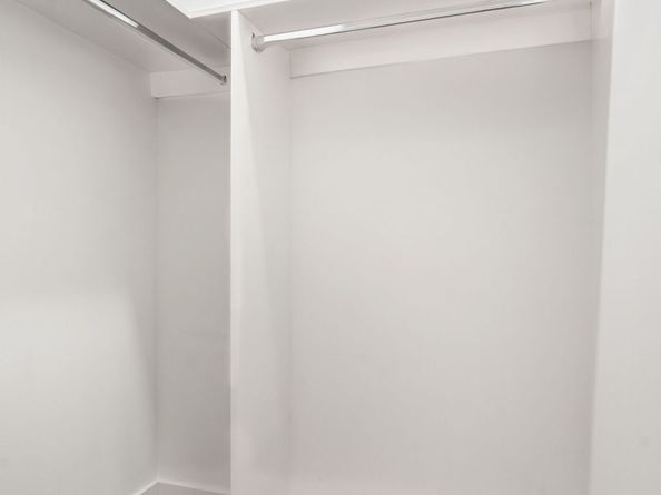 47-05 5th Street 202, Queens NY 11101