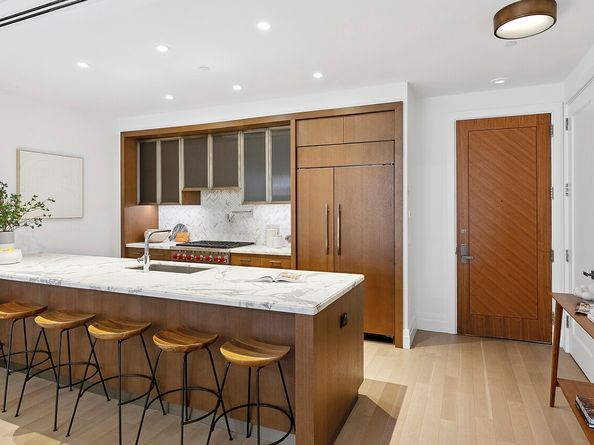 100 Barclay Street 15N, New York NY 10007