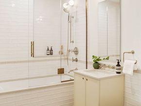 155 Noble Street PH5, Brooklyn NY 11222