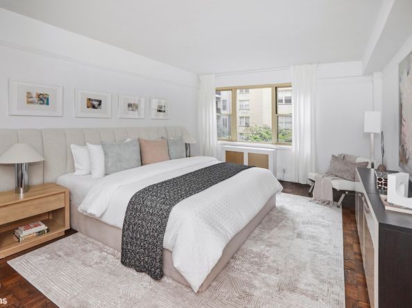 415 East 52nd Street 3EC, New York NY 10022