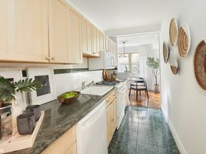 415 East 52nd Street 3EC, New York NY 10022