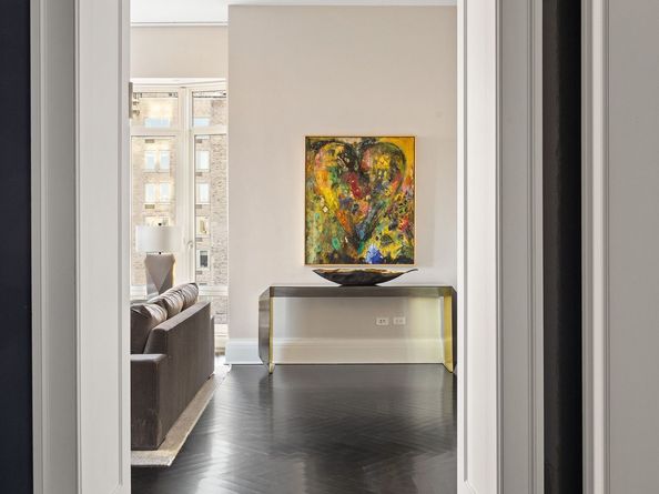 520 Park Avenue 18, New York NY 10065