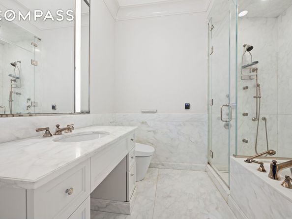 520 Park Avenue 18, New York NY 10065