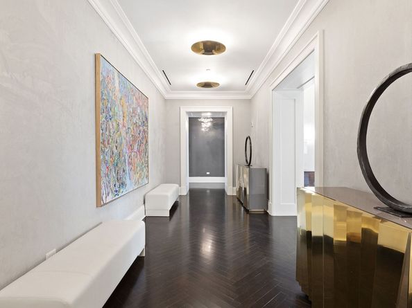 520 Park Avenue 18, New York NY 10065